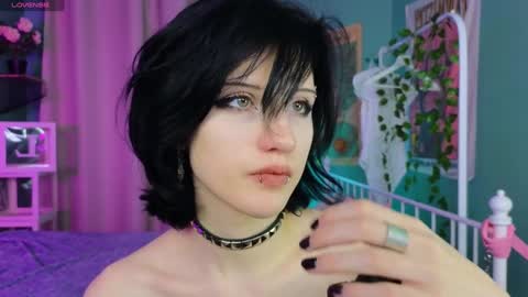 Snapshot of dark_vamp_ chatting on February 5, 2025, 10:12 pm Vamp  online show from February 5, 2025, 10:12 pm