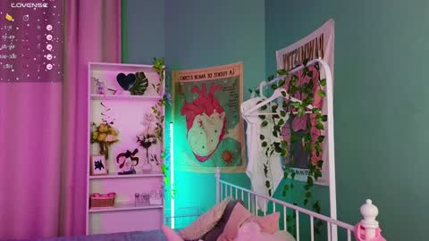 Snapshot of dark_vamp_ chatting on February 6, 2025, 1:16 am Vamp  online show from February 6, 2025, 1:16 am