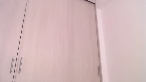  Candy   online show from February 6, 2025, 2:37 pm