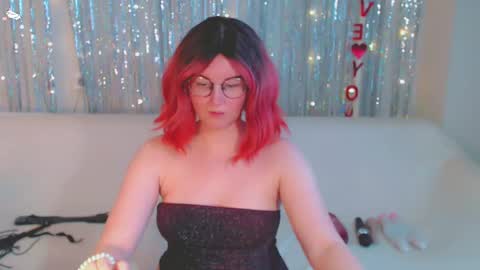 Snapshot of darkheto chatting on February 9, 2025, 11:47 am Kelly online show from February 9, 2025, 11:47 am