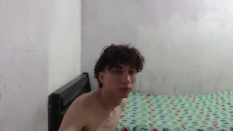 darkknightx01 online show from April 17, 2026, 6:55 pm