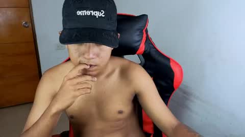 darknigthx online show from April 6, 2026, 3:15 am