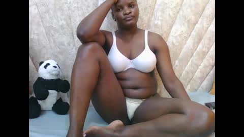 SHANICE online show from October 10, 2025, 11:42 am