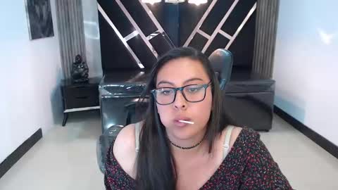 Snapshot of darknyx_ch1 chatting on November 6, 2025, 11:15 pm darknyx ch1 online show from November 6, 2025, 11:15 pm