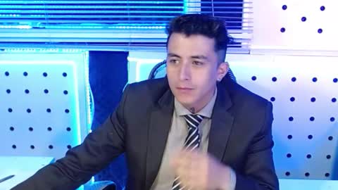 DARKO0717 online show from November 18, 2025, 12:31 pm