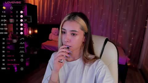 Belle online show from March 3, 2025, 8:49 am