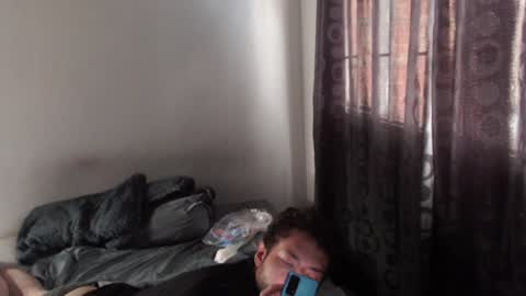 Snapshot of darling_and_dante chatting on December 8, 2024, 3:35 pm darling_and_dante online show from December 8, 2024, 3:35 pm