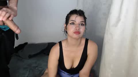 Snapshot of darling_and_dante chatting on March 6, 2025, 11:20 pm darling_and_dante online show from March 6, 2025, 11:20 pm