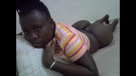 darling_ella online show from March 15, 2026, 5:35 am