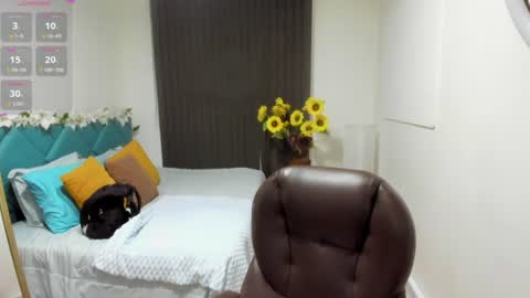 Snapshot of darling_spoiled chatting on July 16, 2026, 9:48 am darling online show from July 16, 2026, 9:48 am