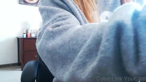 DarlingD online show from February 24, 2025, 4:04 pm