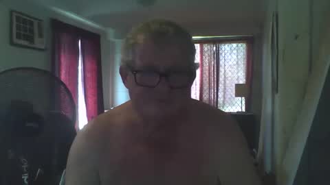 Snapshot of darwincock chatting on February 20, 2025, 6:28 am darwincock online show from February 20, 2025, 6:28 am