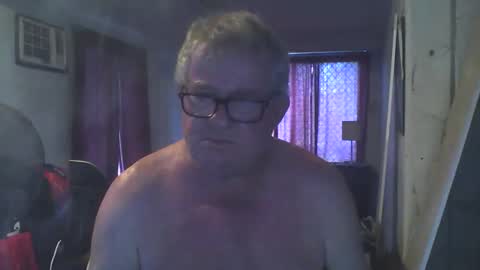 Snapshot of darwincock chatting on February 21, 2025, 10:04 pm darwincock online show from February 21, 2025, 10:04 pm