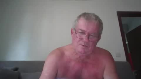 Snapshot of darwincock chatting on April 21, 2026, 1:53 am darwincock online show from April 21, 2026, 1:53 am