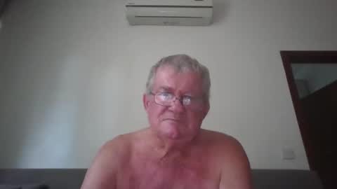 Snapshot of darwincock chatting on April 22, 2026, 1:41 am darwincock online show from April 22, 2026, 1:41 am