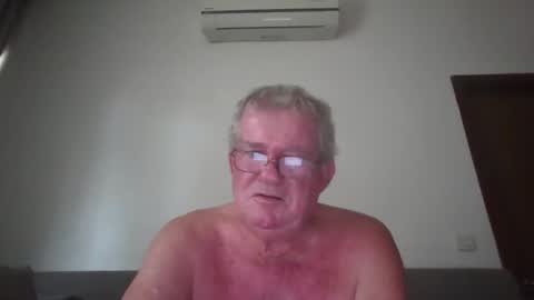 Snapshot of darwincock chatting on May 7, 2026, 3:12 am darwincock online show from May 7, 2026, 3:12 am