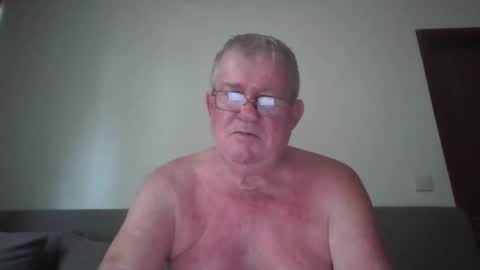 Snapshot of darwincock chatting on May 18, 2026, 1:24 am darwincock online show from May 18, 2026, 1:24 am