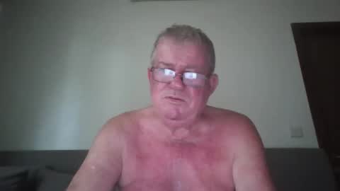Snapshot of darwincock chatting on May 20, 2026, 12:28 am darwincock online show from May 20, 2026, 12:28 am