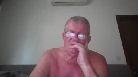 Snapshot of darwincock chatting on May 22, 2026, 1:13 am darwincock online show from May 22, 2026, 1:13 am