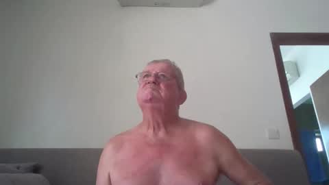 Snapshot of darwincock chatting on May 23, 2026, 4:39 am darwincock online show from May 23, 2026, 4:39 am