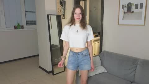 Snapshot of dasha_brown chatting on April 3, 2026, 4:38 pm Dasha online show from April 3, 2026, 4:38 pm