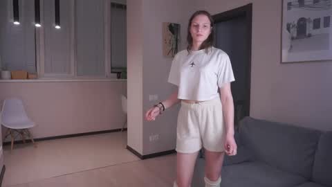 Snapshot of dasha_brown chatting on April 18, 2026, 7:58 pm Dasha online show from April 18, 2026, 7:58 pm