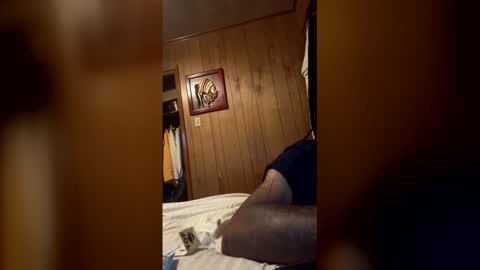 datdude1213162 online show from April 22, 2026, 3:42 am