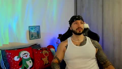 DAVE MAX online show from December 21, 2025, 4:36 pm