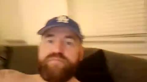 davehw1993 online show from June 12, 2026, 2:21 am