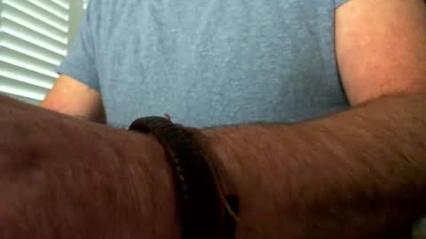 davesu12345 online show from November 26, 2025, 7:31 am