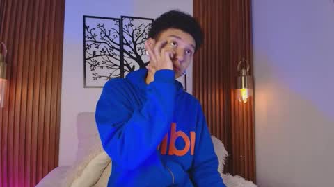 Snapshot of david_banks_ chatting on February 23, 2026, 12:35 pm David online show from February 23, 2026, 12:35 pm