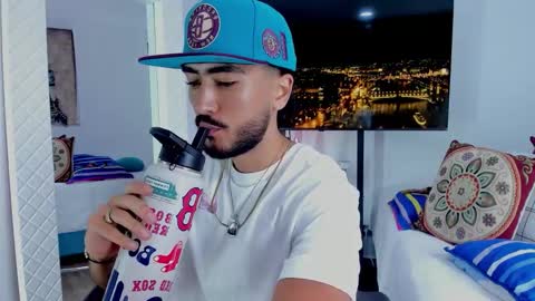 Hey im David that loves to explore and speak their fantasies. Very open talktative and nice. Feel free to chat with me online show from March 8, 2026, 2:21 pm