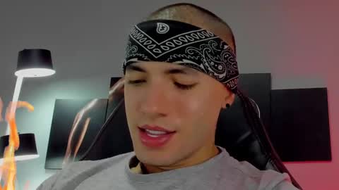 David Jons online show from February 9, 2025, 7:19 pm