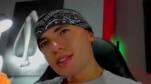 David Jons online show from September 23, 2025, 1:08 am