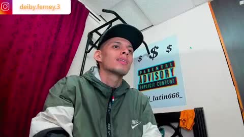 Snapshot of david_latin666_ chatting on March 7, 2025, 12:26 am David online show from March 7, 2025, 12:26 am