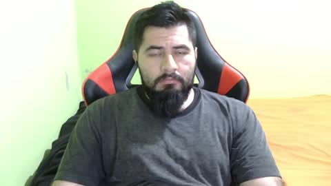 Snapshot of daviddelz chatting on December 16, 2024, 4:45 am David online show from December 16, 2024, 4:45 am