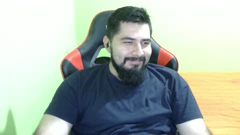 Snapshot of daviddelz chatting on December 21, 2024, 5:36 am David online show from December 21, 2024, 5:36 am