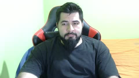 Snapshot of daviddelz chatting on February 16, 2025, 5:37 am David online show from February 16, 2025, 5:37 am