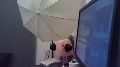 Snapshot of davidhumbee chatting on April 26, 2026, 3:59 am David Lucky 13 online show from April 26, 2026, 3:59 am