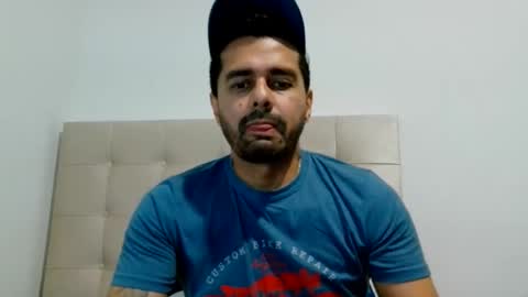 Snapshot of davidmedellin60 chatting on November 17, 2025, 10:37 pm davidmedellin60 online show from November 17, 2025, 10:37 pm