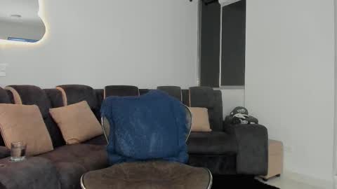 Snapshot of davis_alx chatting on February 15, 2025, 12:59 am davis  instagram davis alx1 online show from February 15, 2025, 12:59 am