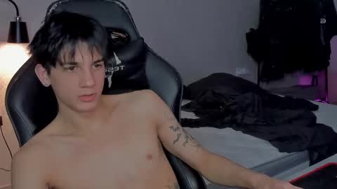 davis online show from January 26, 2025, 11:18 pm