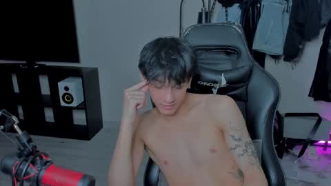 davis online show from March 9, 2025, 10:08 pm