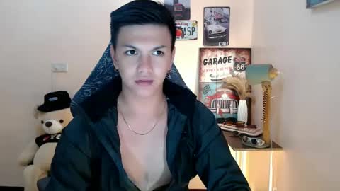 Snapshot of dax_x chatting on January 1, 2025, 8:04 pm JC LOVER BOY online show from January 1, 2025, 8:04 pm