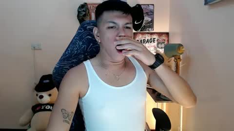 Snapshot of dax_x chatting on January 7, 2025, 9:46 pm JC LOVER BOY online show from January 7, 2025, 9:46 pm