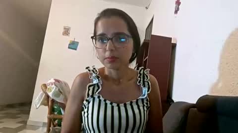 Snapshot of dayana_cruz chatting on November 15, 2025, 3:04 am dayana_cruz online show from November 15, 2025, 3:04 am