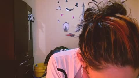 dayanna_01_ online show from April 17, 2026, 6:55 pm