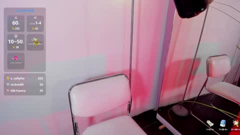 I am Dayanna  tecca online show from January 11, 2025, 2:20 am