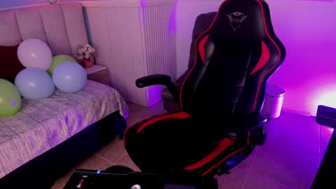 Snapshot of dayanne7 chatting on December 13, 2024, 3:21 pm dayanne7 online show from December 13, 2024, 3:21 pm