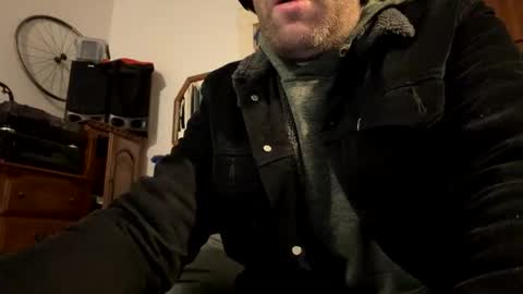 dayblue online show from December 5, 2025, 1:36 am